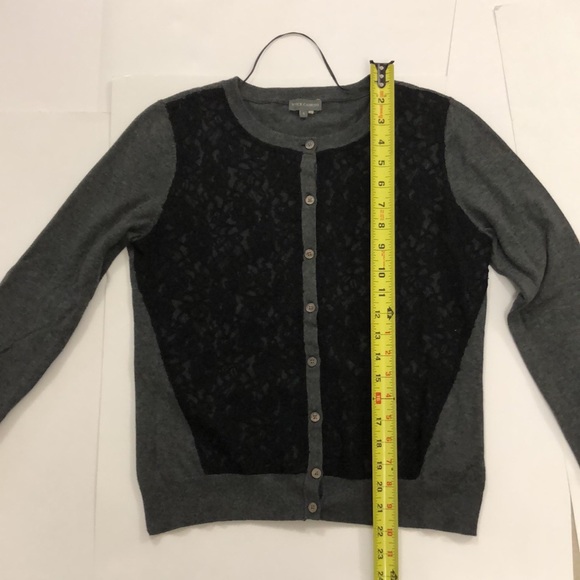 Vince Camuto S Cardigan Grey Sweater Black Lace Button Down Excellent Condition - Picture 7 of 7
